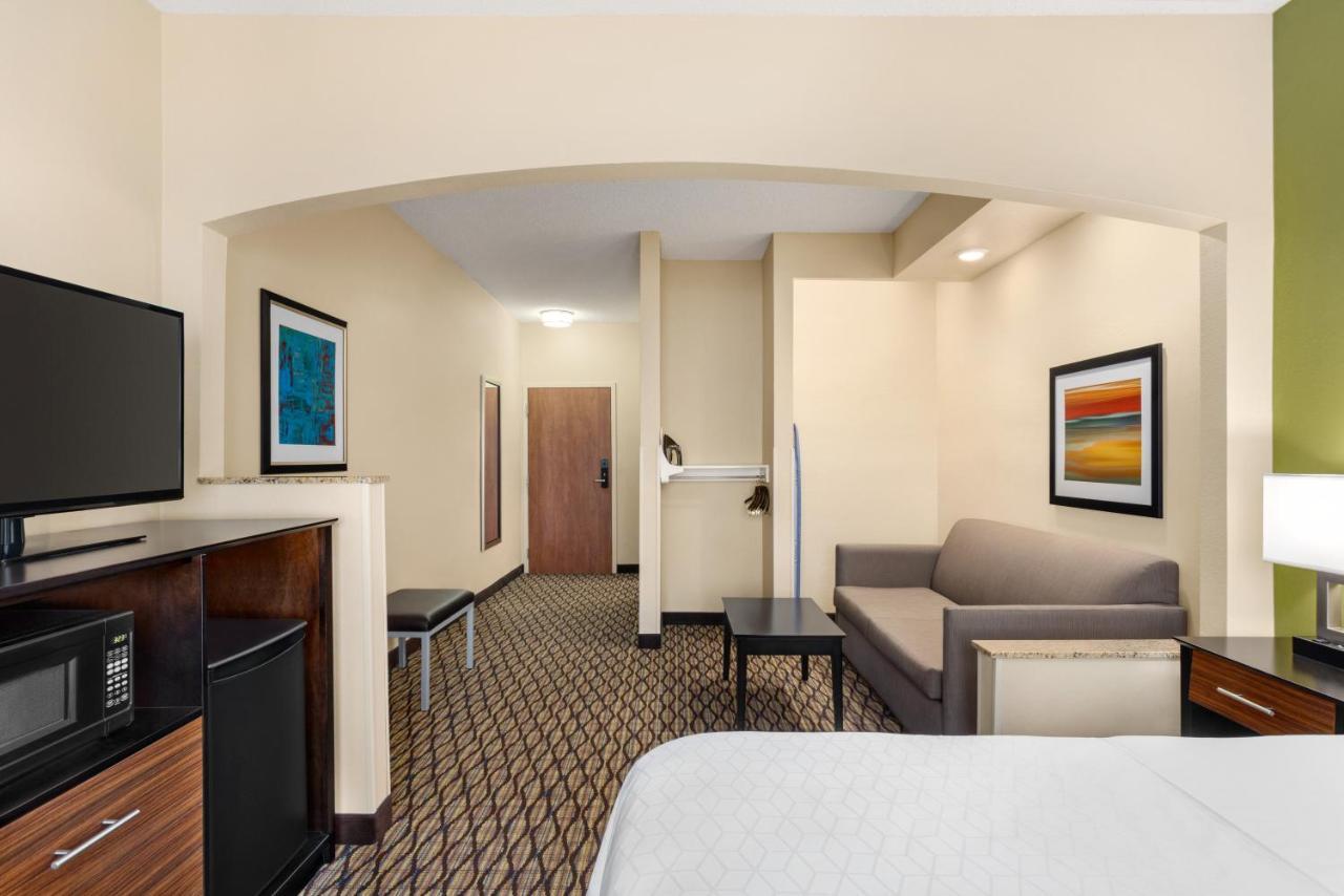 Holiday Inn Express Hotel & Suites Edmond By Ihg Exterior foto